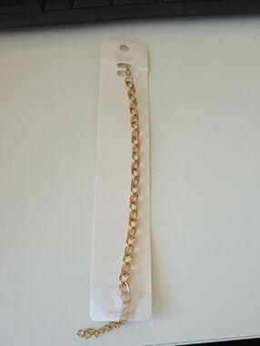 Gold Tone Link Chain Bracelet - Women's Jewelry